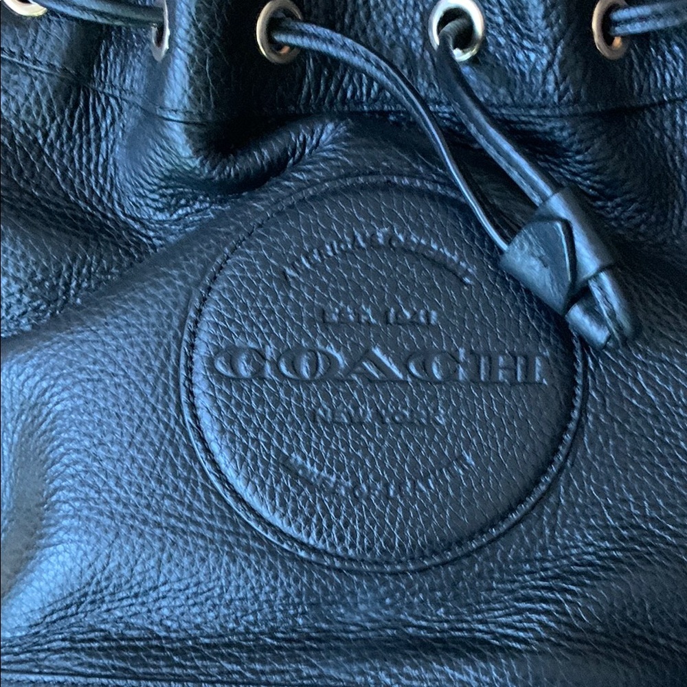Coach Dempsey drawstring Bucket Bag - Picture 2 of 4